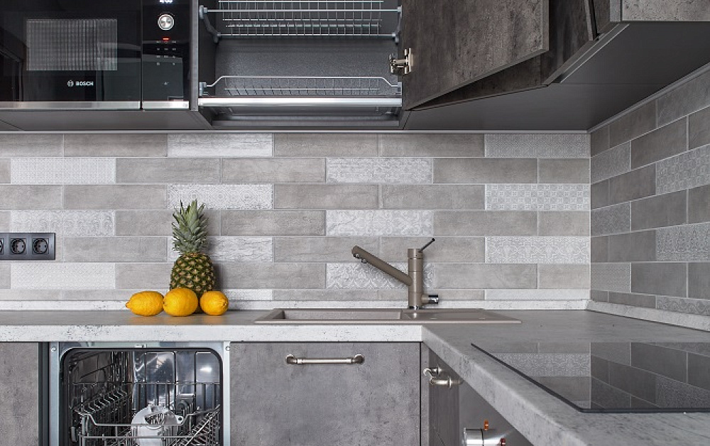 Графитовая кухня для народного артиста РФ Александра Галибина