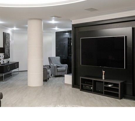 Игра контрастов в спальне и гостиной