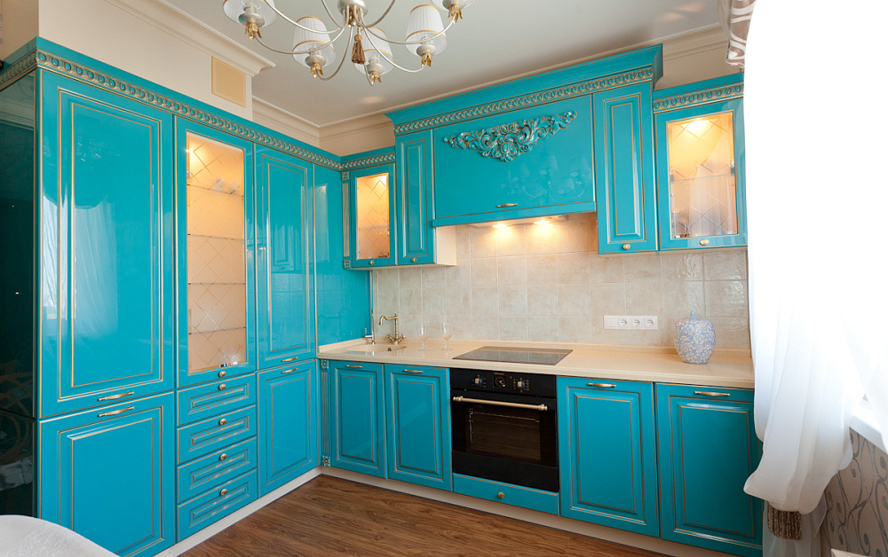 Кухня Айвори с патиной (Театро)