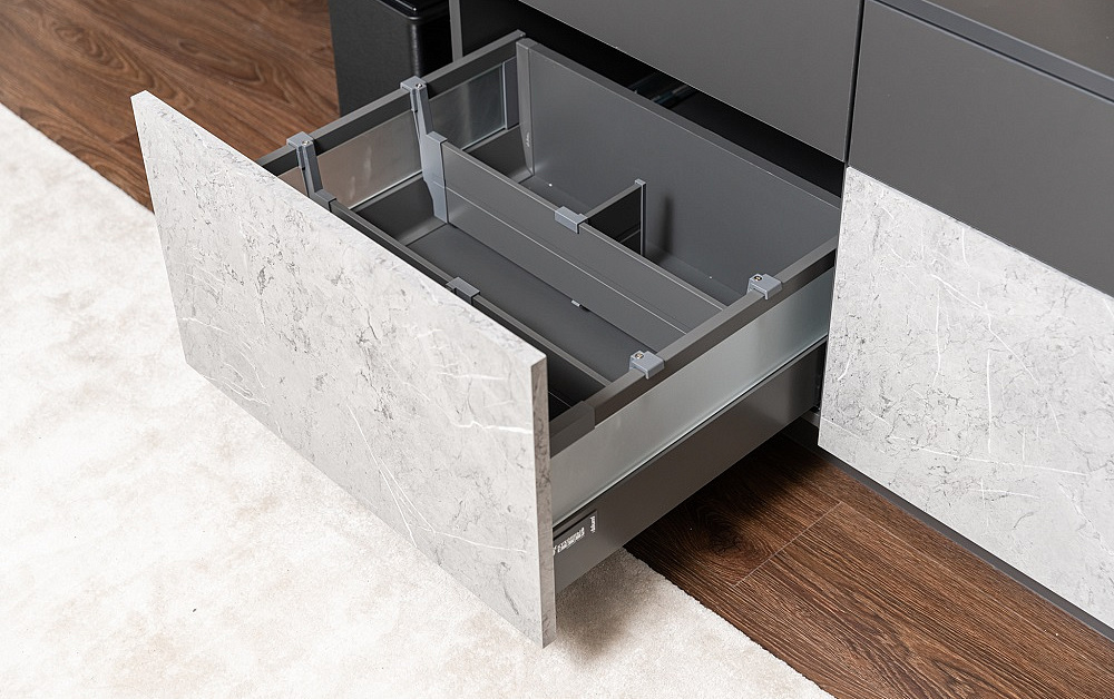 Древесно-песчаная кухня для ТВ-проекта «Квартирный Вопрос» 