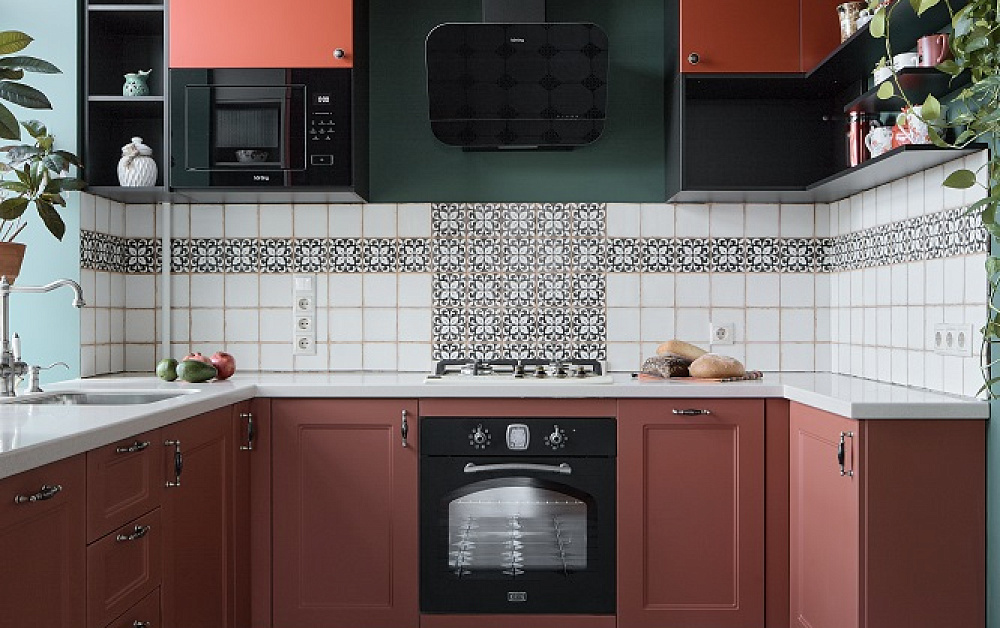 Необычная мандариновая кухня в сталинке