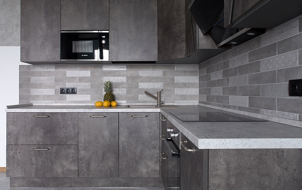 Графитовая кухня для народного артиста РФ Александра Галибина