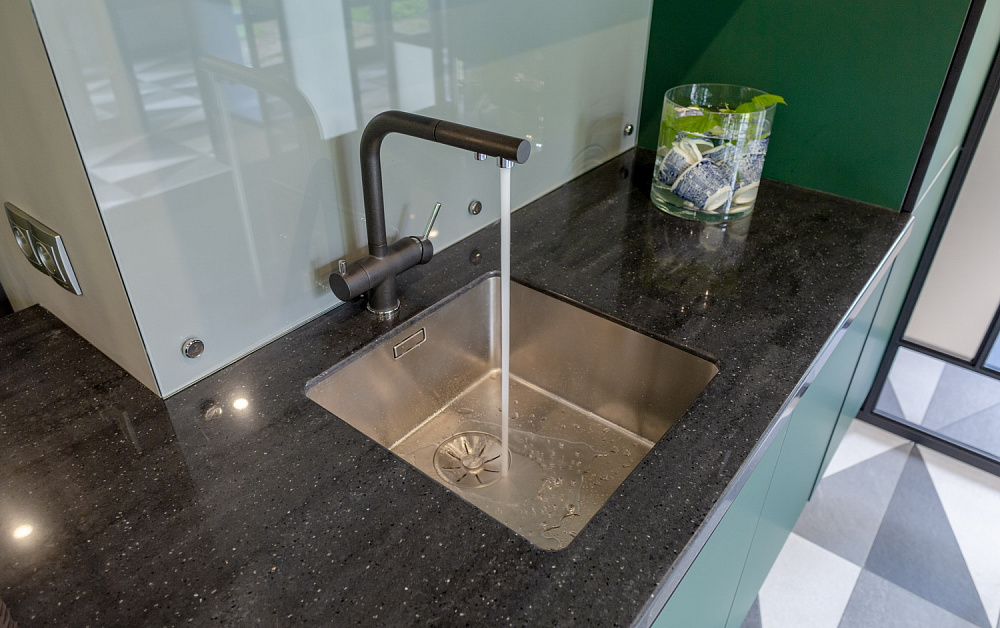 Кухня Ханна Блэк BL