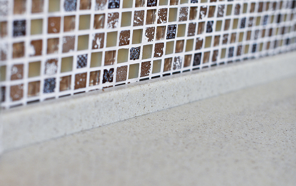 Кухня Виконт белый с золотой патиной