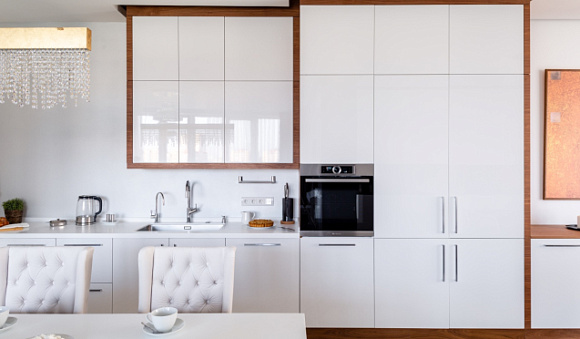 Белая кухня в Липецке