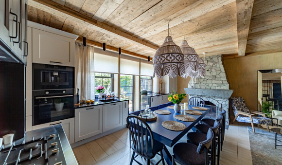 Белая кухня в Липецке