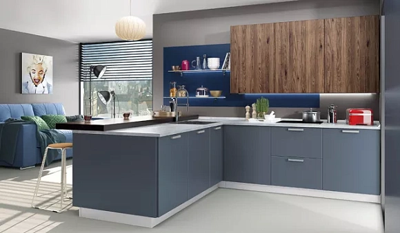 Синяя кухня в Твери