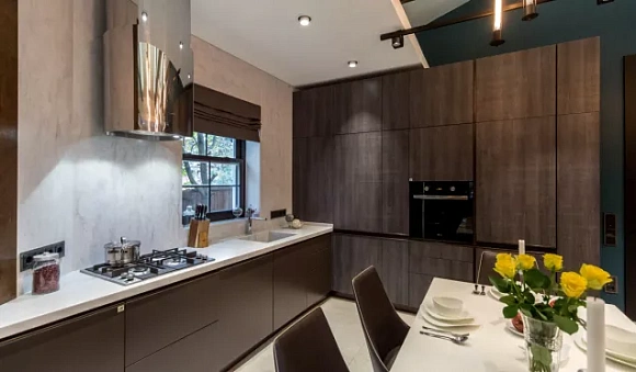 Темная кухня