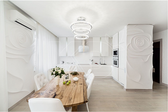 Глянцевая угловая кухня 