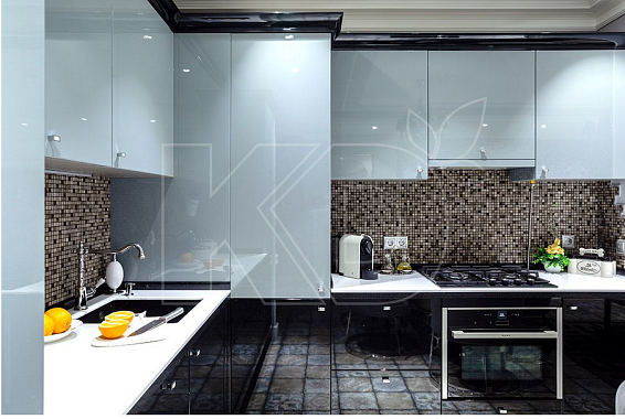 Угловые кухни черного цвета