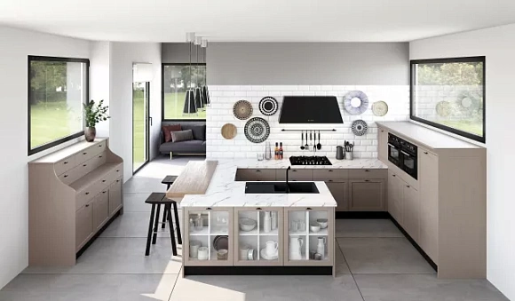 Бежевая кухня в Санкт-Петербурге