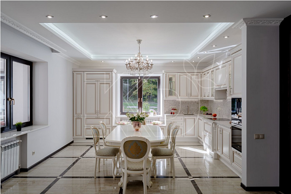 уютная белая кухня