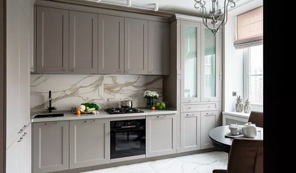 Серая кухня в Клину