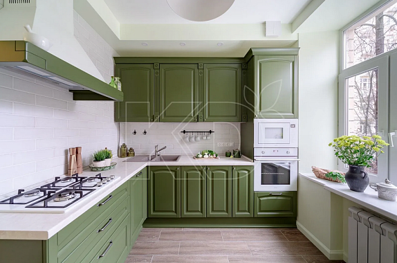 Угловые кухни оливкового цвета