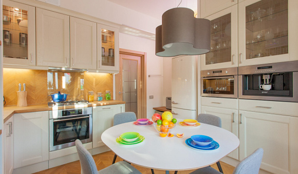 Бежевая кухня во Владикавказе