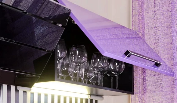 Фиолетовая кухня в Твери