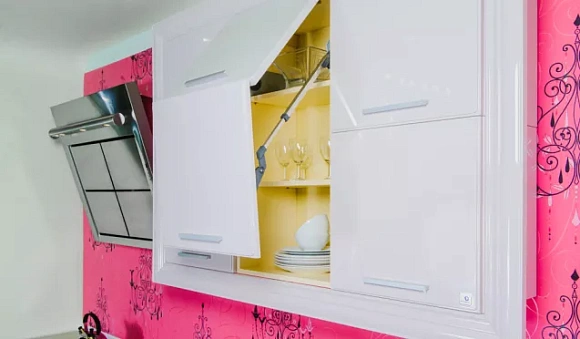 Фиолетовая кухня во Владивостоке