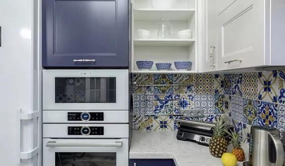 Синяя кухня в Санкт-Петербурге