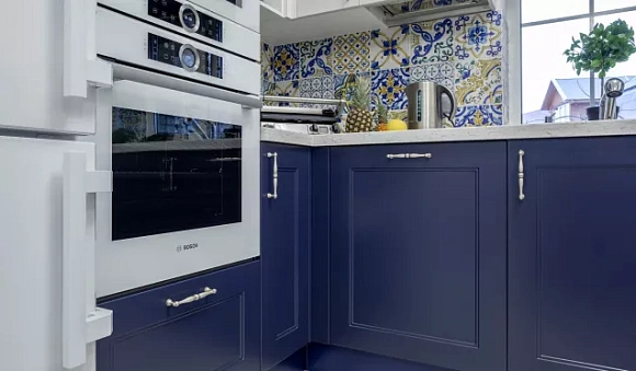Синяя кухня в Твери