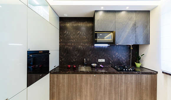 Темная кухня