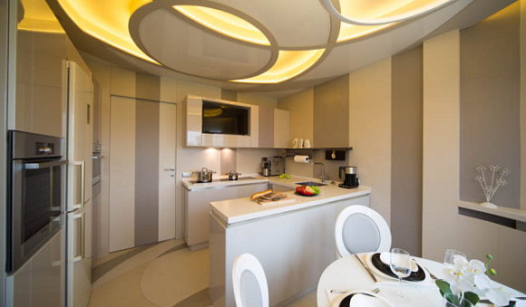 Глянцевая кухня в Казани