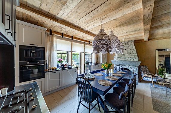 Современные белые кухни