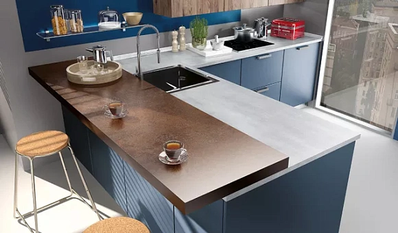 Синяя кухня в Санкт-Петербурге