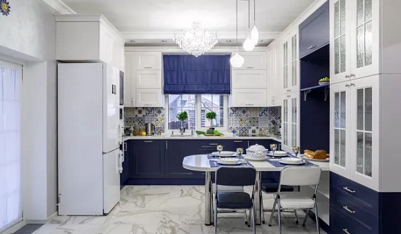 Синяя кухня