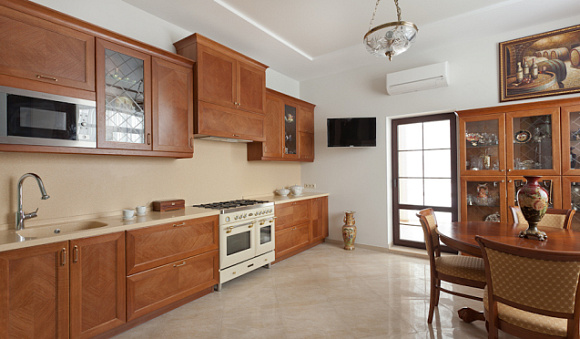 Коричневая кухня во Владикавказе