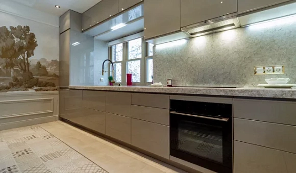 Серая кухня в Нижнем Новгороде