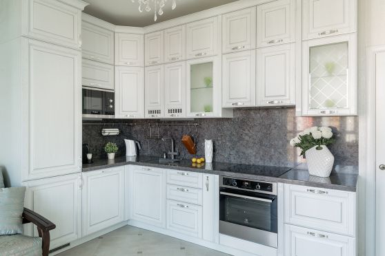 кухня из массива дерева